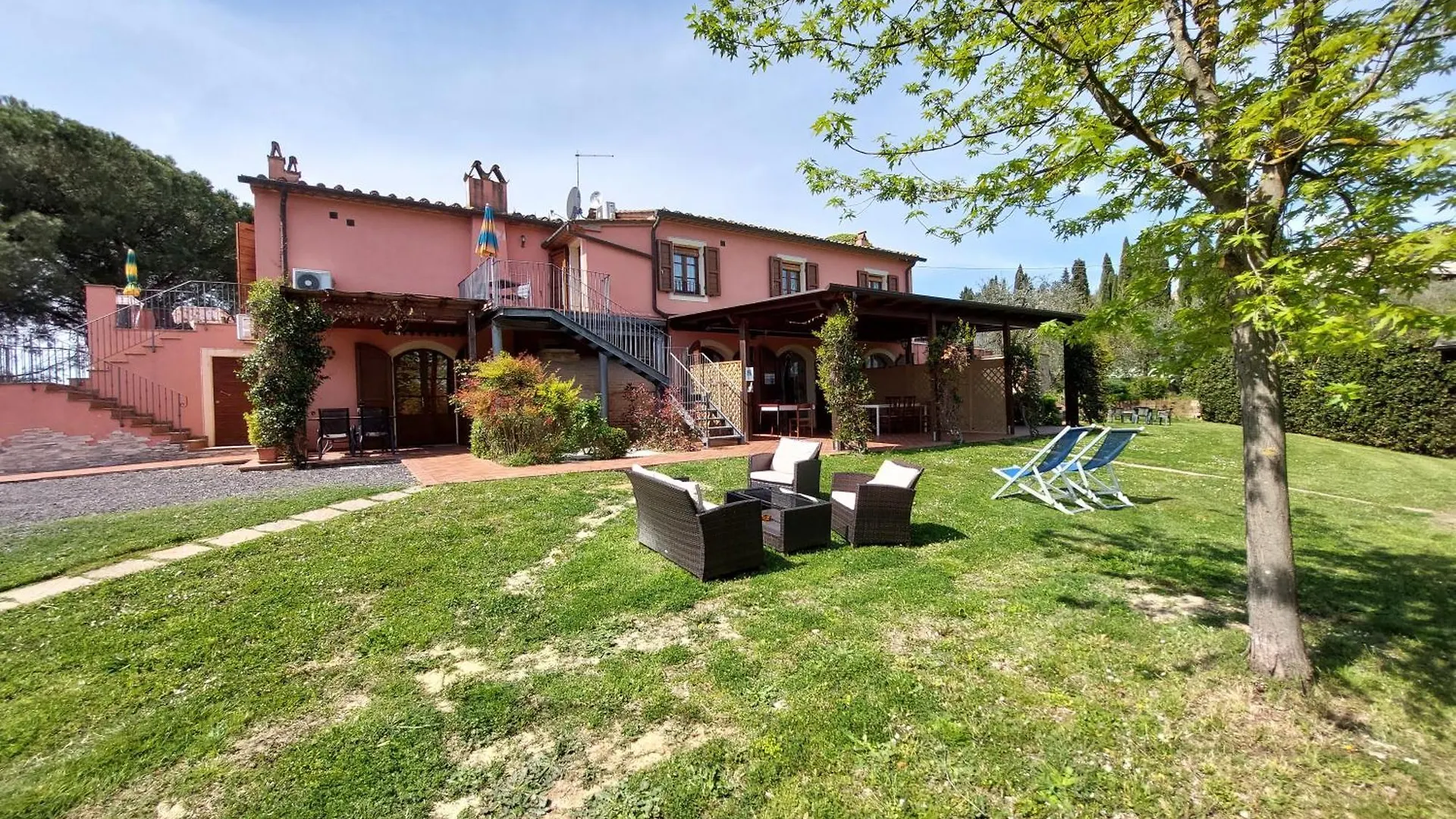 Gospodarstwo agroturystyczne Agriturismo Terre Di Toscana Terricciola